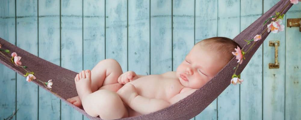 5 důvodů, proč miminka v noci špatně spí
