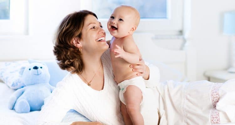 7 věcí, na které musí rodiče pamatovat při výběru plen pro miminka
