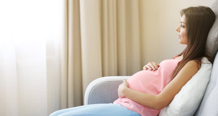 Přečtěte si o kýle během těhotenství, aby matka a dítě byli zdraví spolu