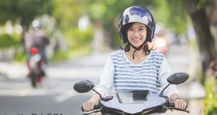Je bezpečné pro těhotné ženy jezdit na motorce?