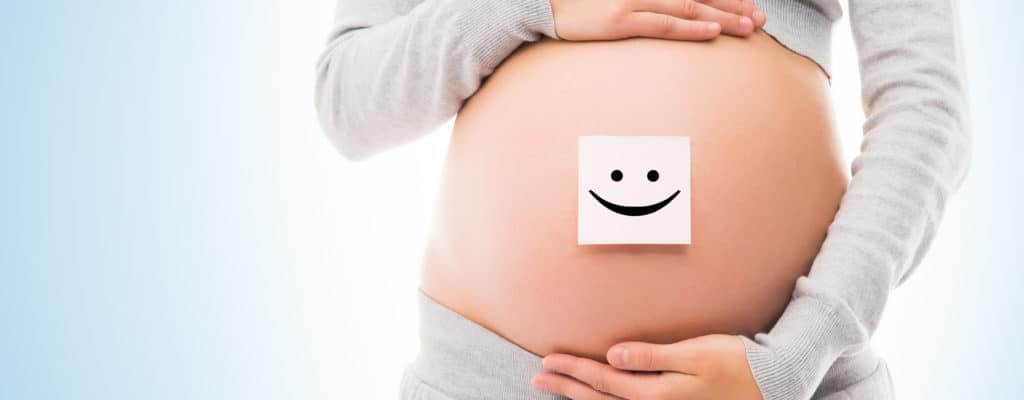 Růst chloupků na břiše během těhotenství by se měl bát nebo ne?