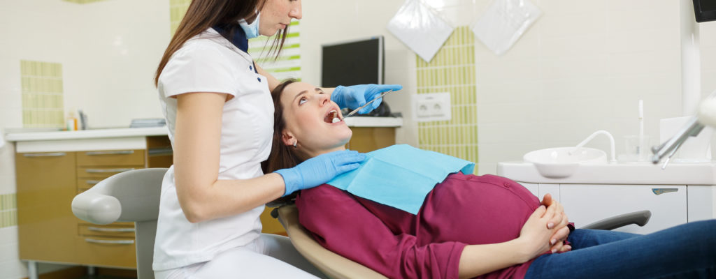 Jak pečovat o své zuby, aby měly těhotné ženy zářivý úsměv?