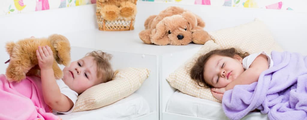 Naučit své miminko spát samo už není těžké s 10 skvělými tipy