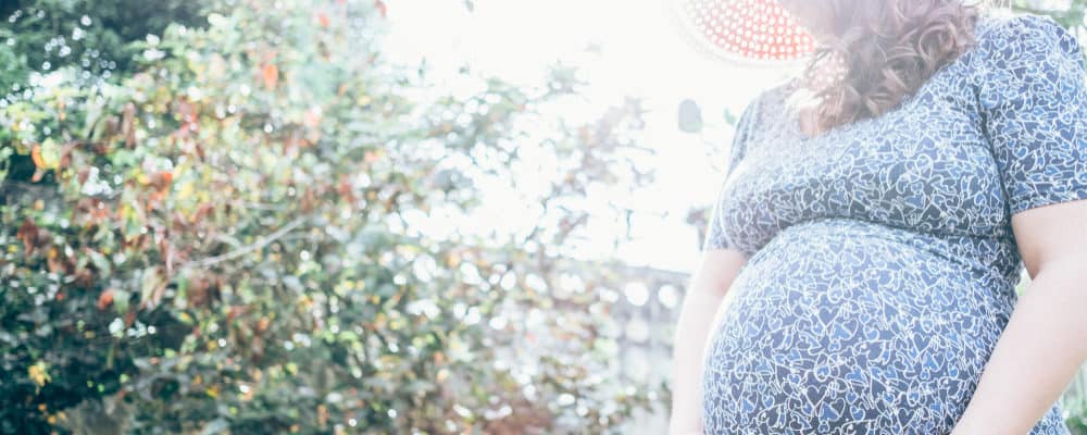 Svědivé papuly a kopřivka během těhotenství: Příčiny a léčba