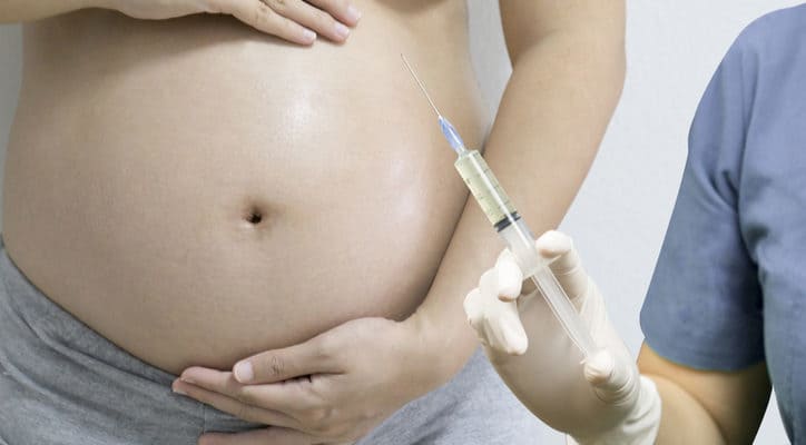 Jaké vakcíny by měly dostat těhotné ženy, aby chránily plod?