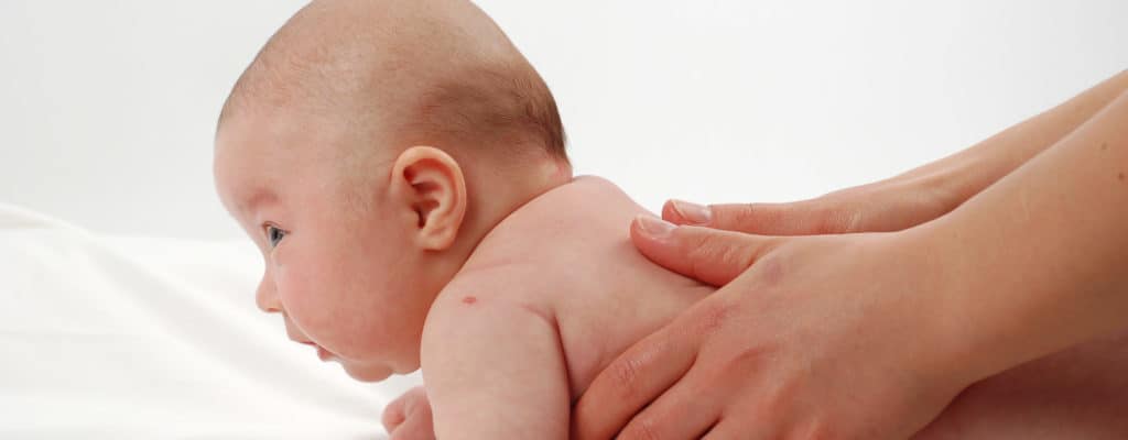 Masāža, lai nomierinātu mazuli gulēt mierīgi, lai mamma būtu maigāka