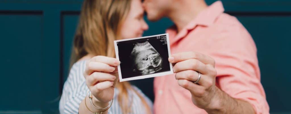 20 prvních příznaků těhotenství v prvním týdnu, které lze snadno rozpoznat