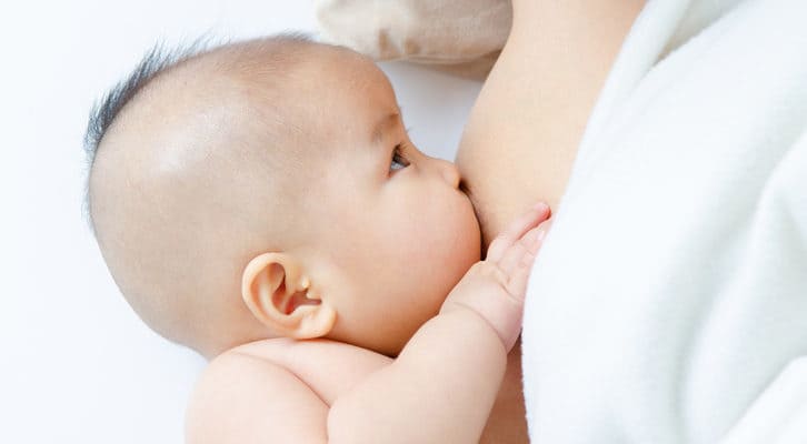 Najděte příčinu popraskaných bradavek při kojení