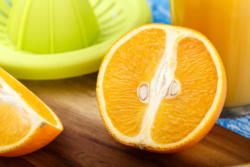 10 výhod, když těhotné ženy pijí pomerančový džus