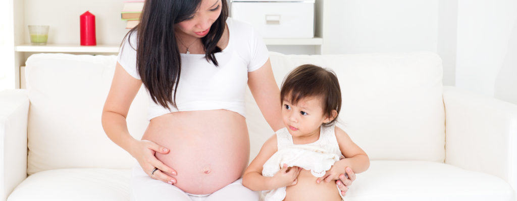 Sdružený porod: jak se rodiče starají o své děti?