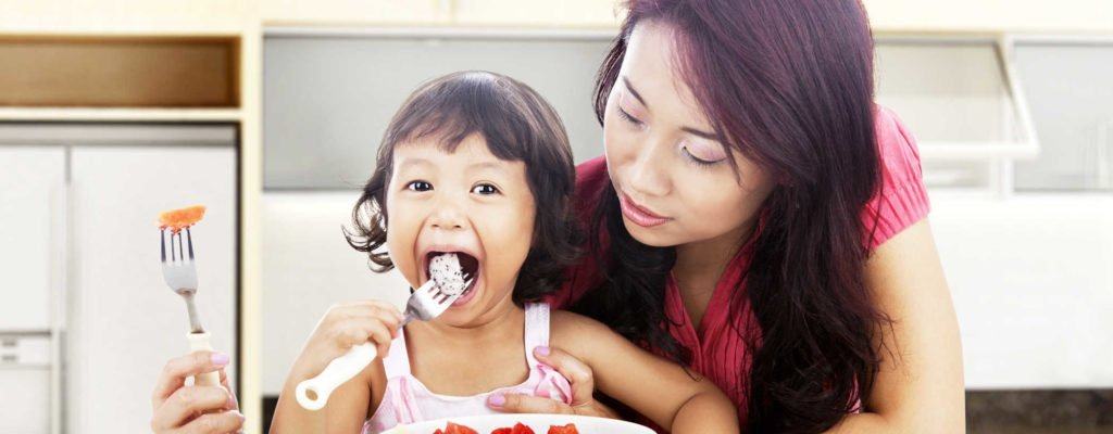 Co potřebujete vědět, když krmíte 2leté dítě?