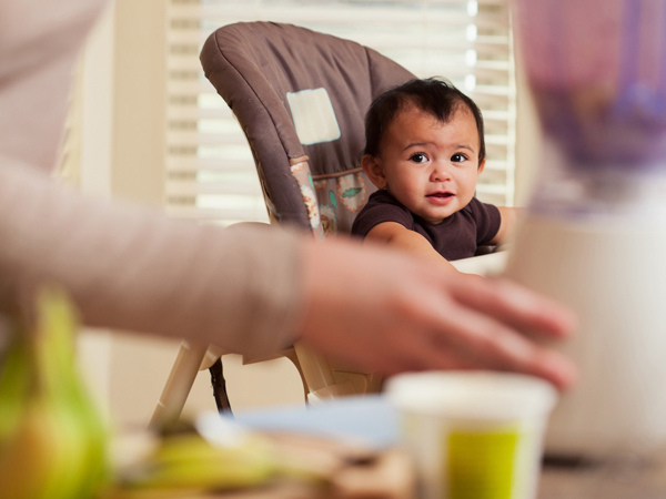 Gjør frukt til en ny avvenningsmat for 8-10 måneder baby