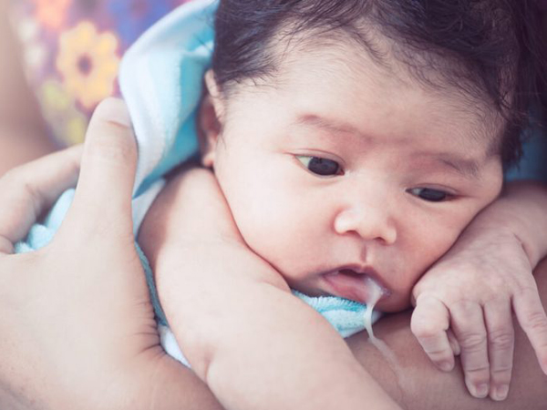 Den oppsiktsvekkende sannheten om magen til en nyfødt baby, vet ikke moren