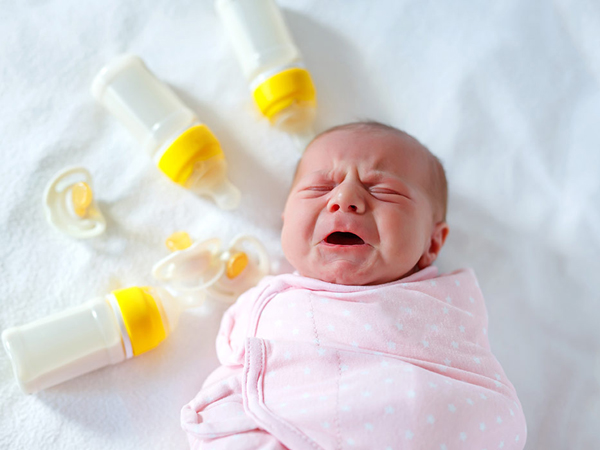 Kjølig melk hjelper babyer med å gå opp i vekt, forstår du hvorfor?