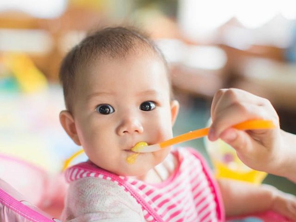 Foreslått avvenningsmeny for 6 måneder gammel baby